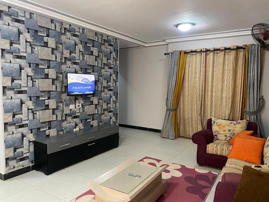 Fully Furnished First Time Rent مميزة للإيجار Cairo